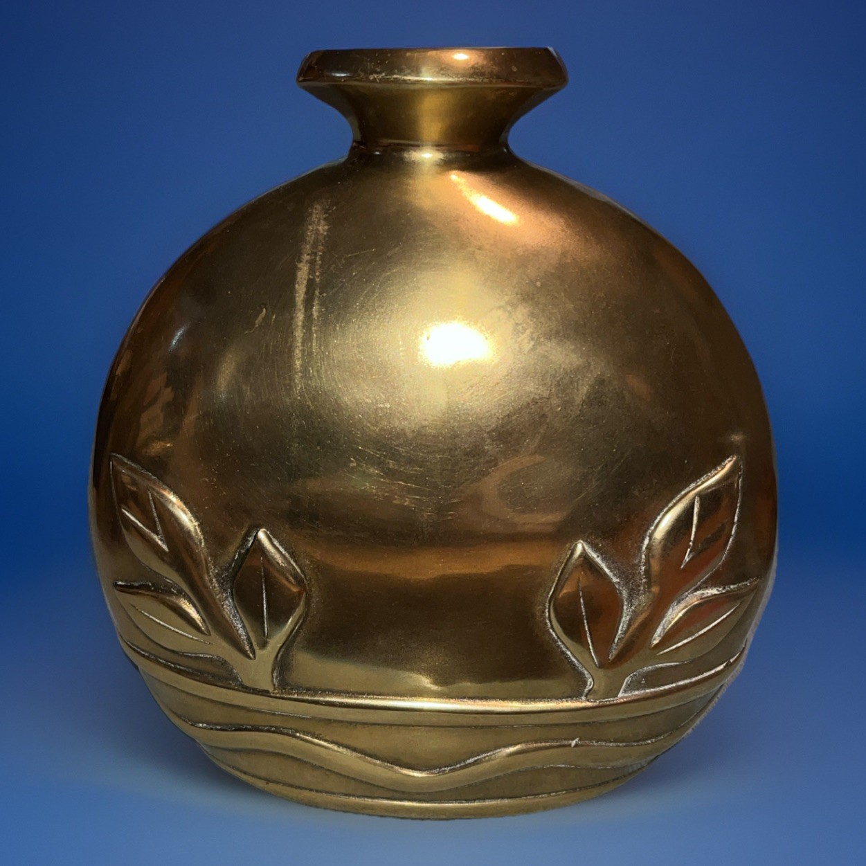 Vintage Dolbi  Cashier 10 “ Tall  9”Wide Solid Brass Round Korean Vase 1980 VGC