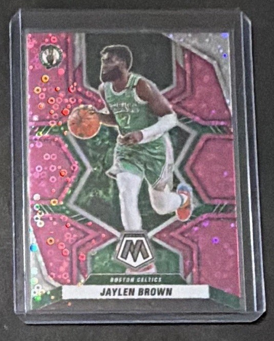 2020-21 Panini Mosaic JAYLEN BROWN PINK DISCO /20 BOSTON CELTICS 2020-21 Panini Mosaic JAYLEN BROWN PINK DISCO /20 BOSTON CELTICS