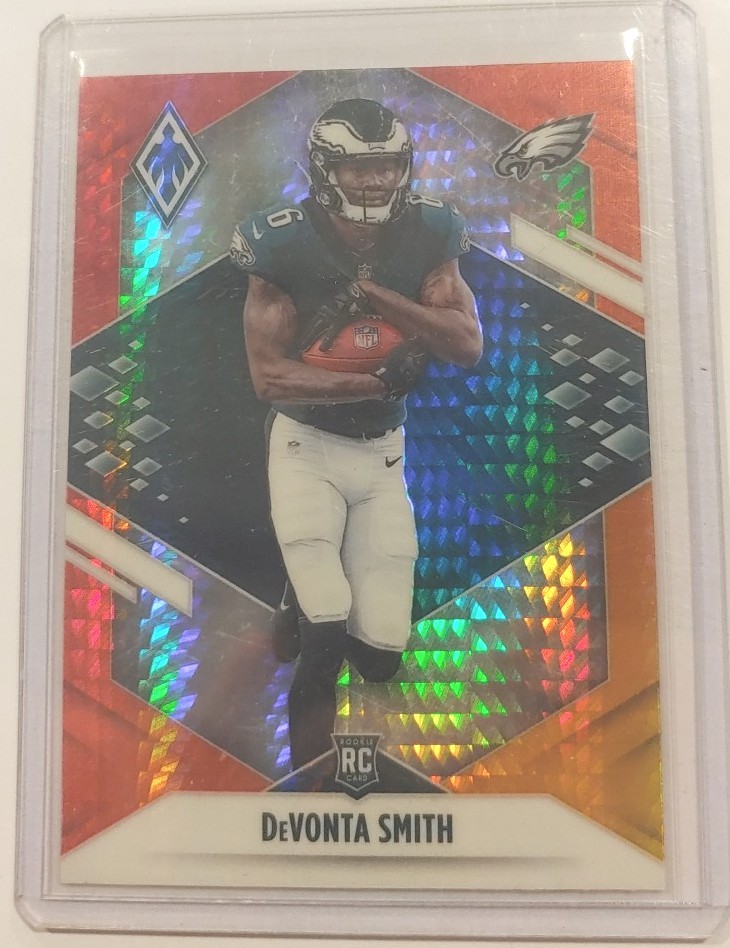 2021 Panini Phoenix - Rookie Devonta Smith #107 Fire Burst (RC) 2021 Panini Phoenix - Rookie Devonta Smith #107 Fire Burst (RC)