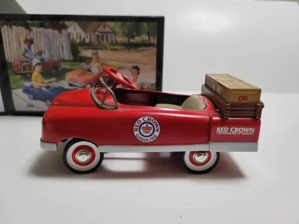 Red Crown Gasoline Diecast Truck Bank Red Crown Gasoline Diecast Truck Bank