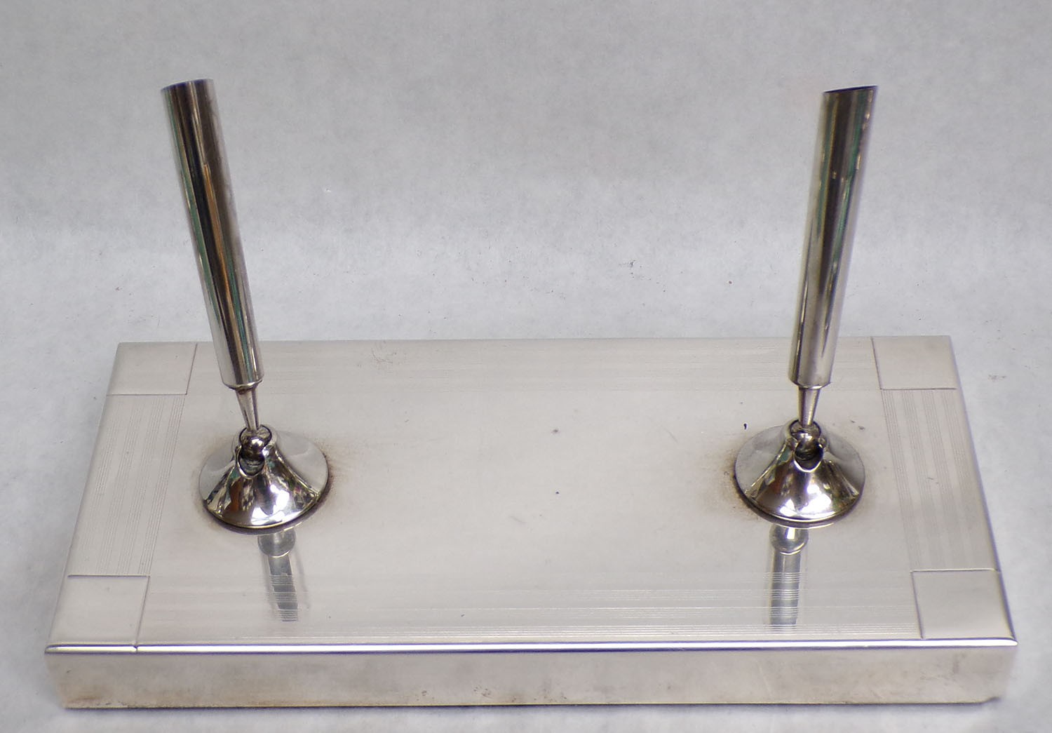  VINTAGE TIFFANY & CO STERLING SILVER DESK PEN & PENCIL HOLDER