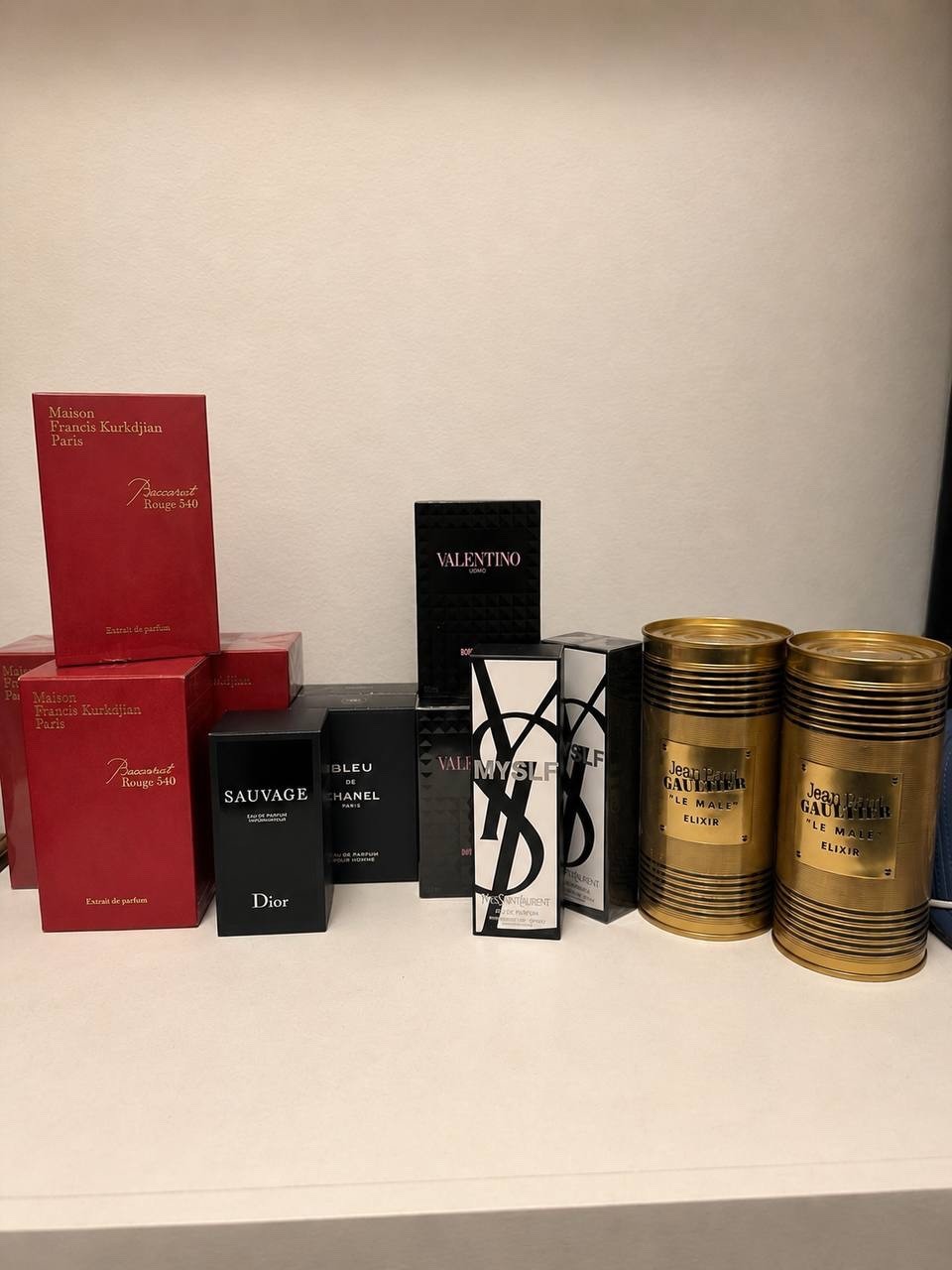 Wholesale Men\'s Eau de Parfum Spray Long Lasting Fragrance Lot Of 7