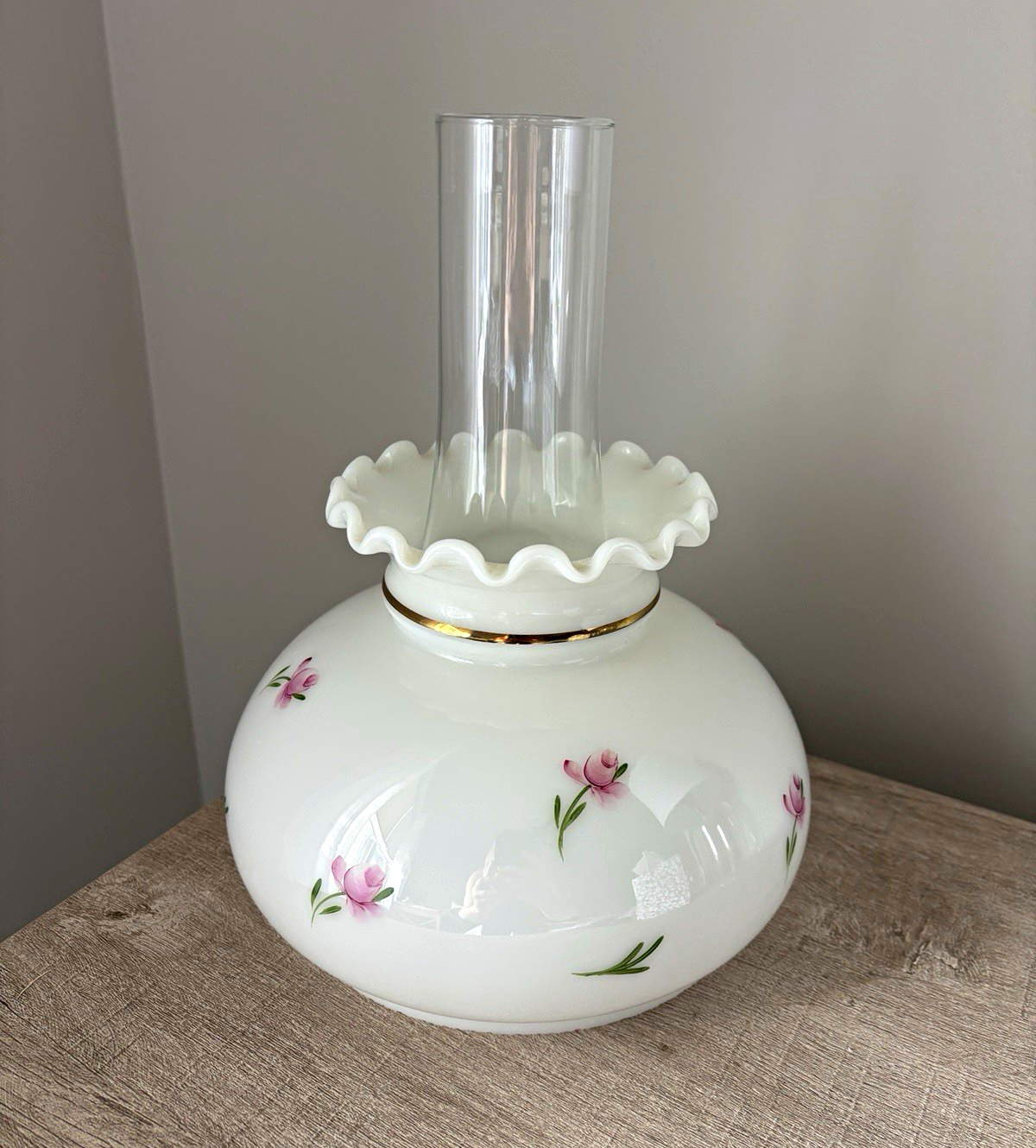 Pristine Vintage 7” Student Lamp Shade Pink Rosebud Milk Glass Gold w/ Chimney
