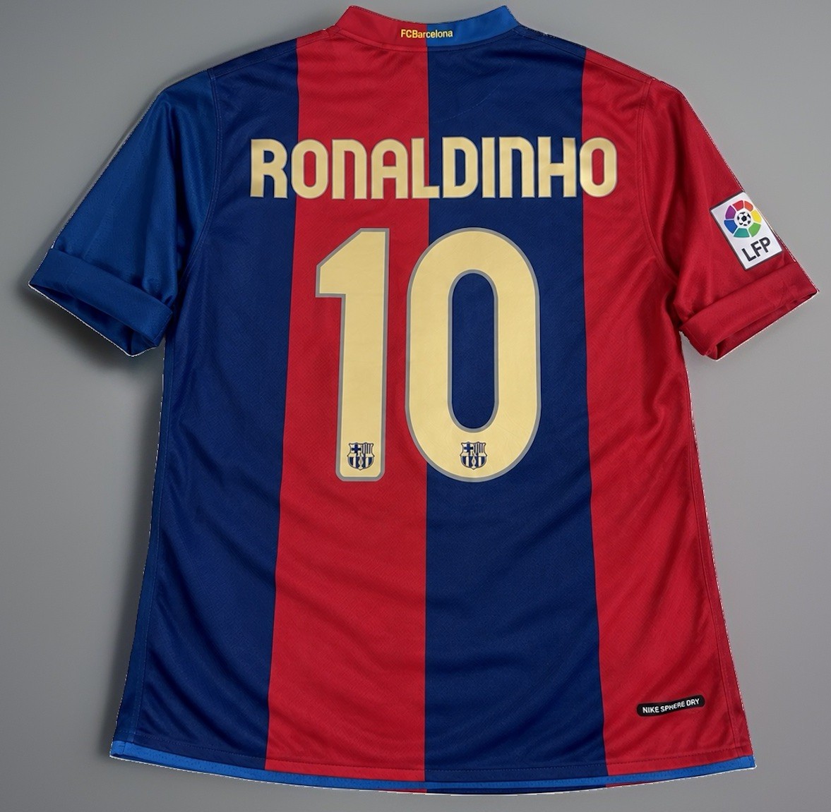 Barcelona Home Football Shirt Jersey Nike 2006 2007 Size M Ronaldinho Rare