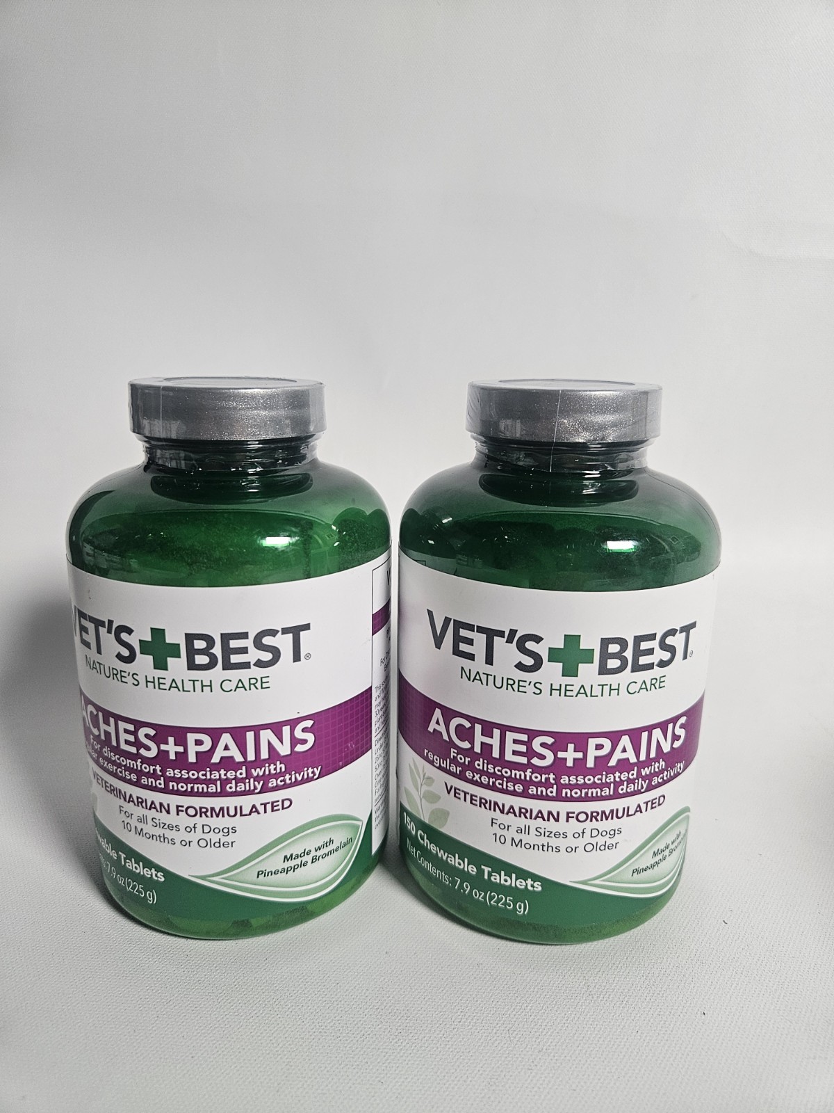 Vet\'s Best Aches + Pains Dog Supplement 2-Pack 300 Tablets Best By 06/2028