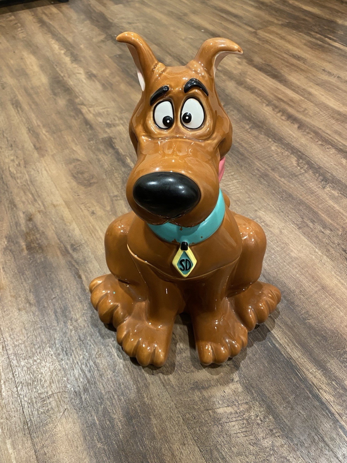 Vintage 1997 Warner Bros,Cartoon Network,Scooby Doo Cookie/Treats Jar 14” Vintage 1997 Warner Bros,Cartoon Network,Scooby Doo Cookie/Treats Jar 14”
