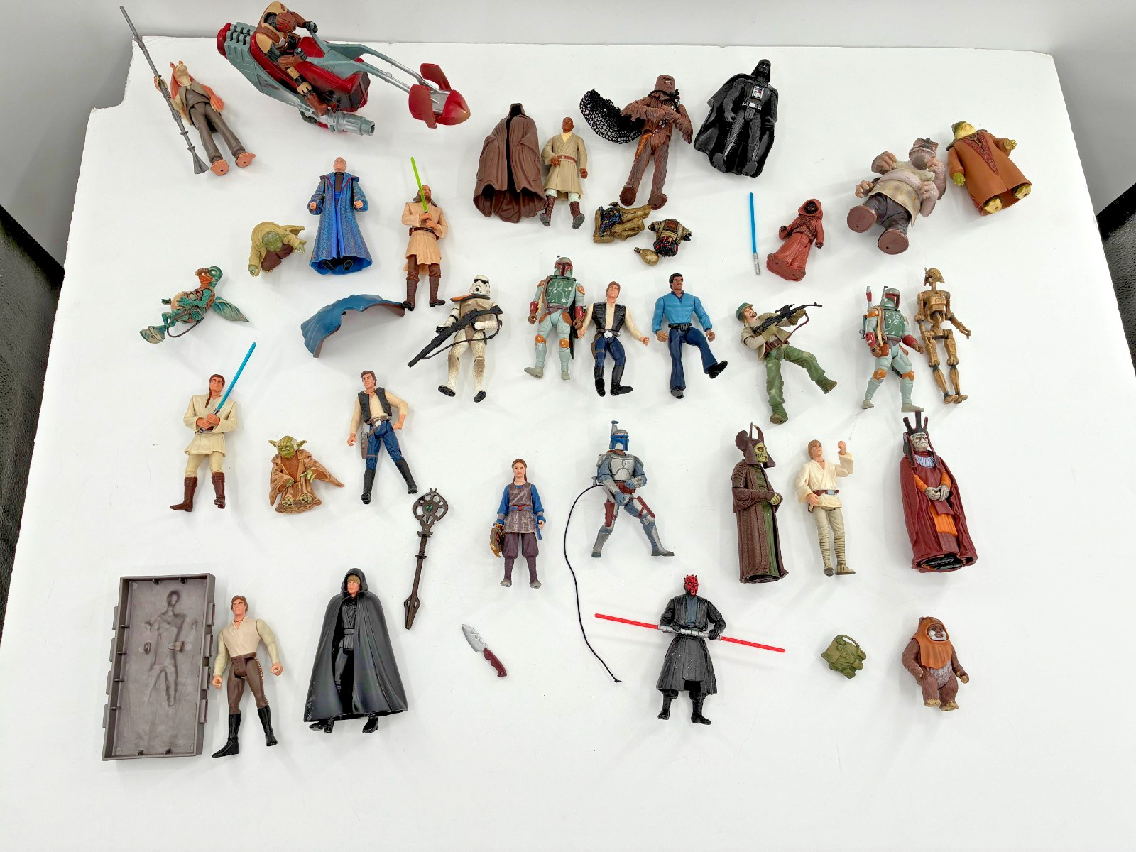 Vintage Star Wars 31 Action Figure Lot Movie Characters 90s 2000s 3.75in Kenner