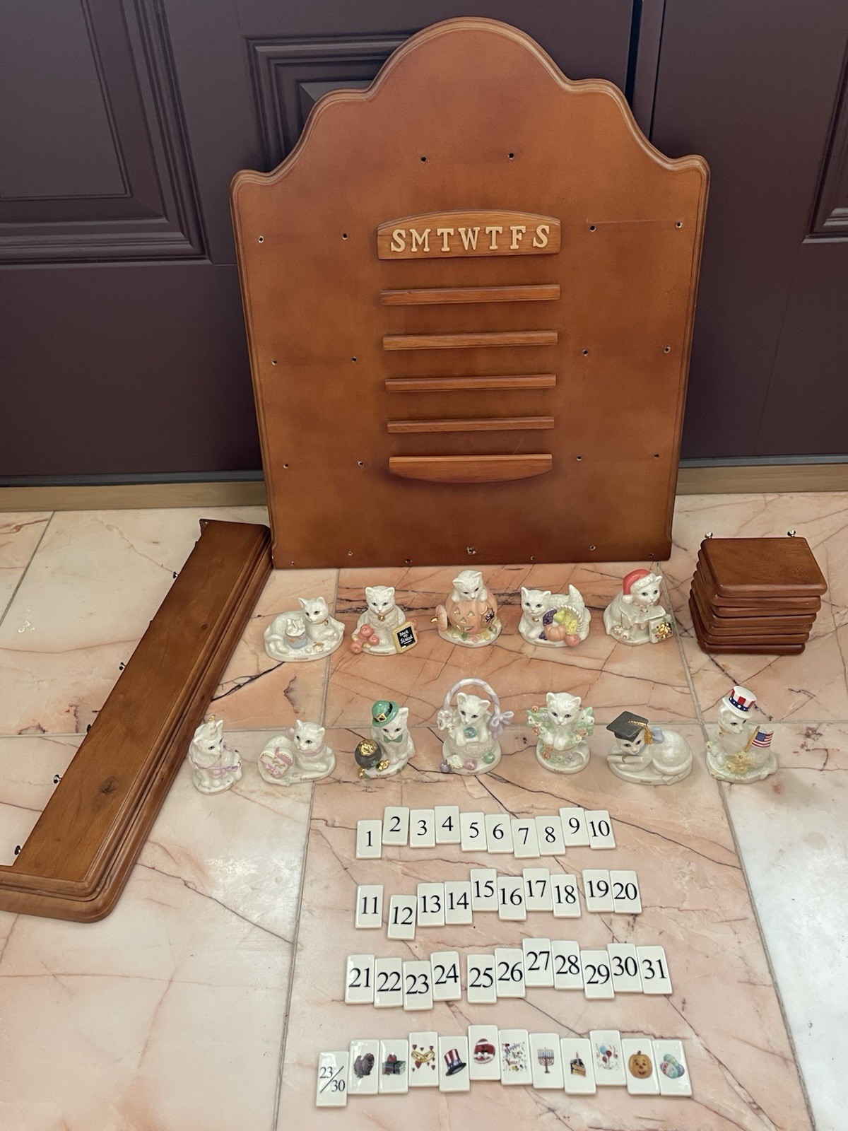 Rare Vintage Lenox Cat Perpetual Calendar W/ Tiles 12 Months Lenox Cat Figurines