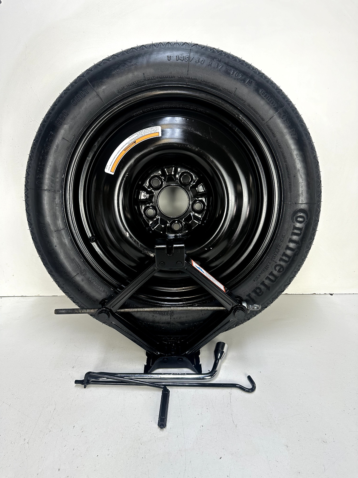 SPARE TIRE W/JACK KIT 17