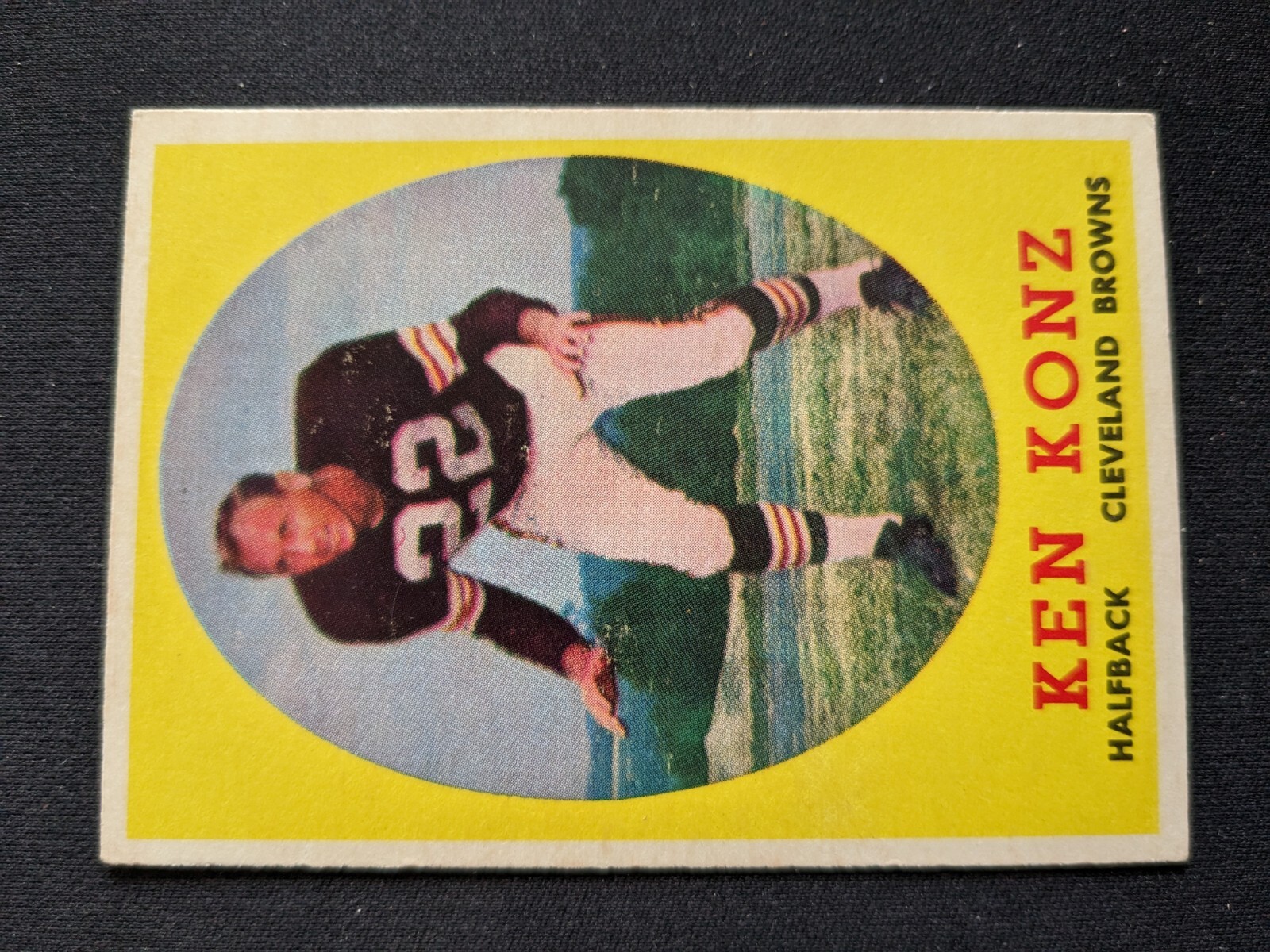 1958 Topps Football Card # 26 Ken Konz - Cleveland Browns (EX)