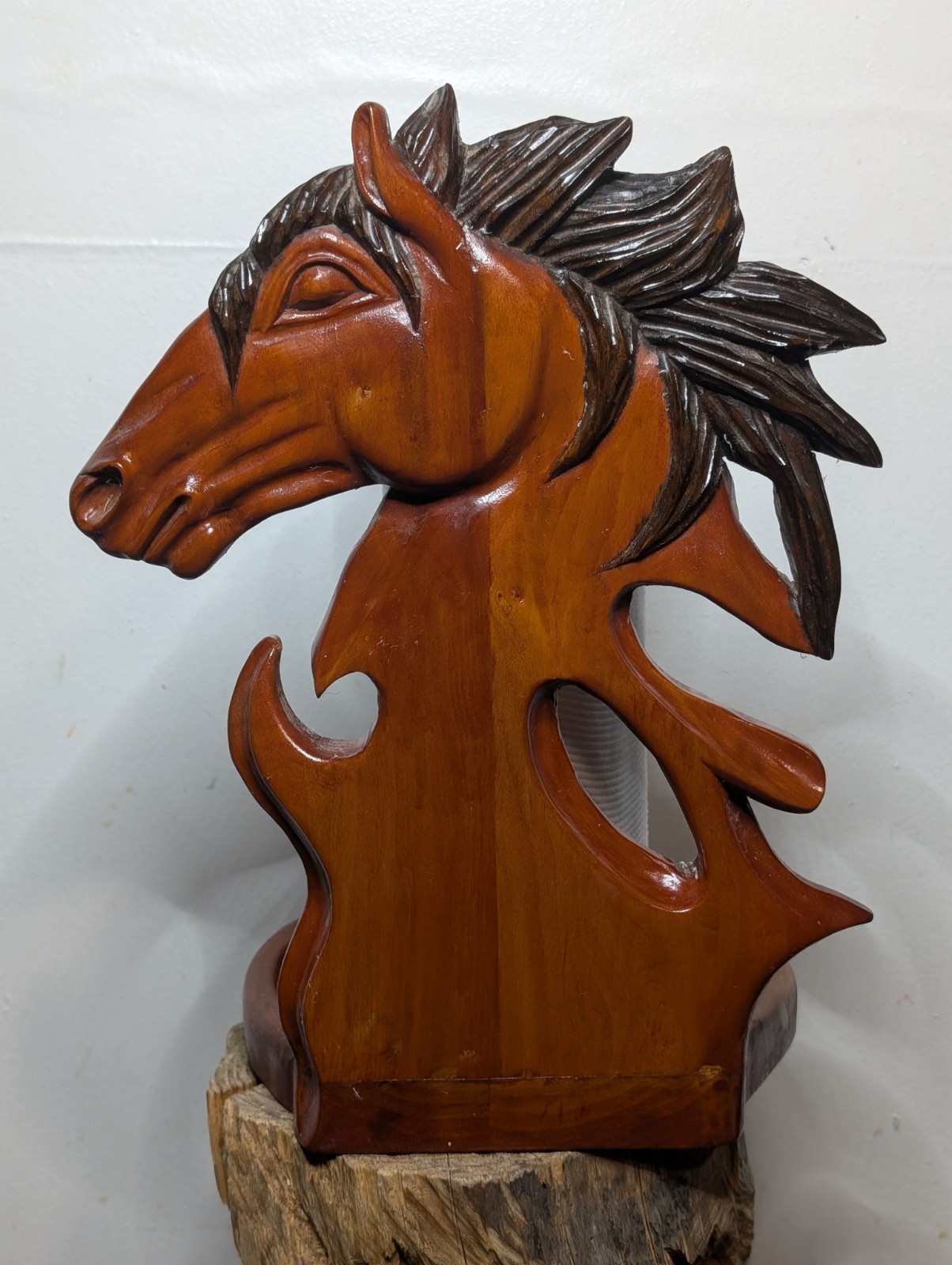 Vintage Hand Carved Wooden Horse Paper Towel Holder Rustic Kitchen Decor Stand Vintage Hand Carved Wooden Horse Paper Towel Holder Rustic Kitchen Decor Stand