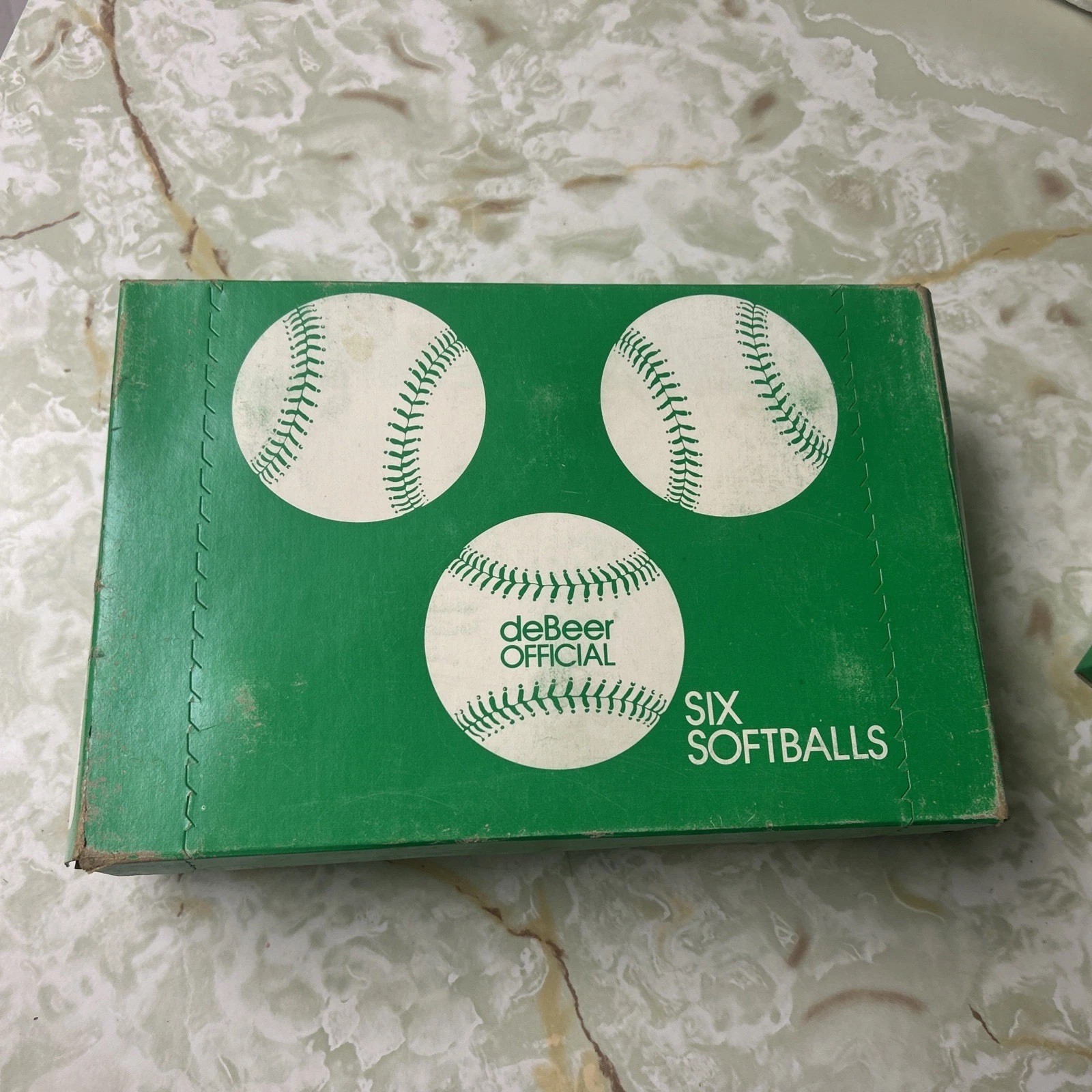 VTG NOS deBeer Official Softballs (6) No. dB12 VTG NOS deBeer Official Softballs (6) No. dB12