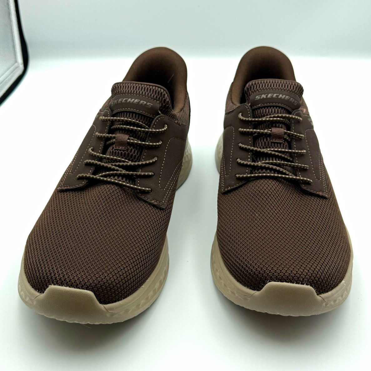 SKECHERS Swift Fit Men’s Brown Low Top Lace Up Mesh Athletic Sneaker SKECHERS Swift Fit Men’s Brown Low Top Lace Up Mesh Athletic Sneaker