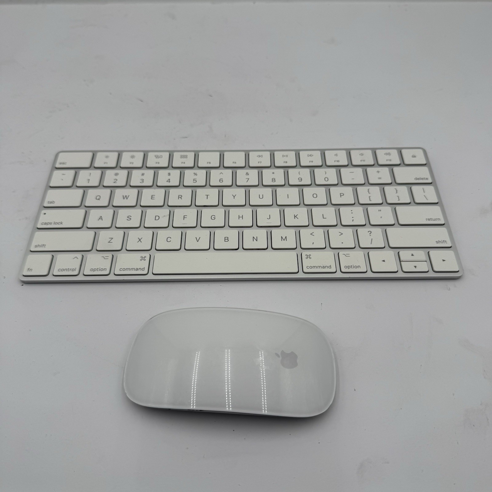 E4 Apple Magic Keyboard A1644 Magic Mouse 2 A1657 Wireless Bluetooth Mac Bundle E4 Apple Magic Keyboard A1644 Magic Mouse 2 A1657 Wireless Bluetooth Mac Bundle
