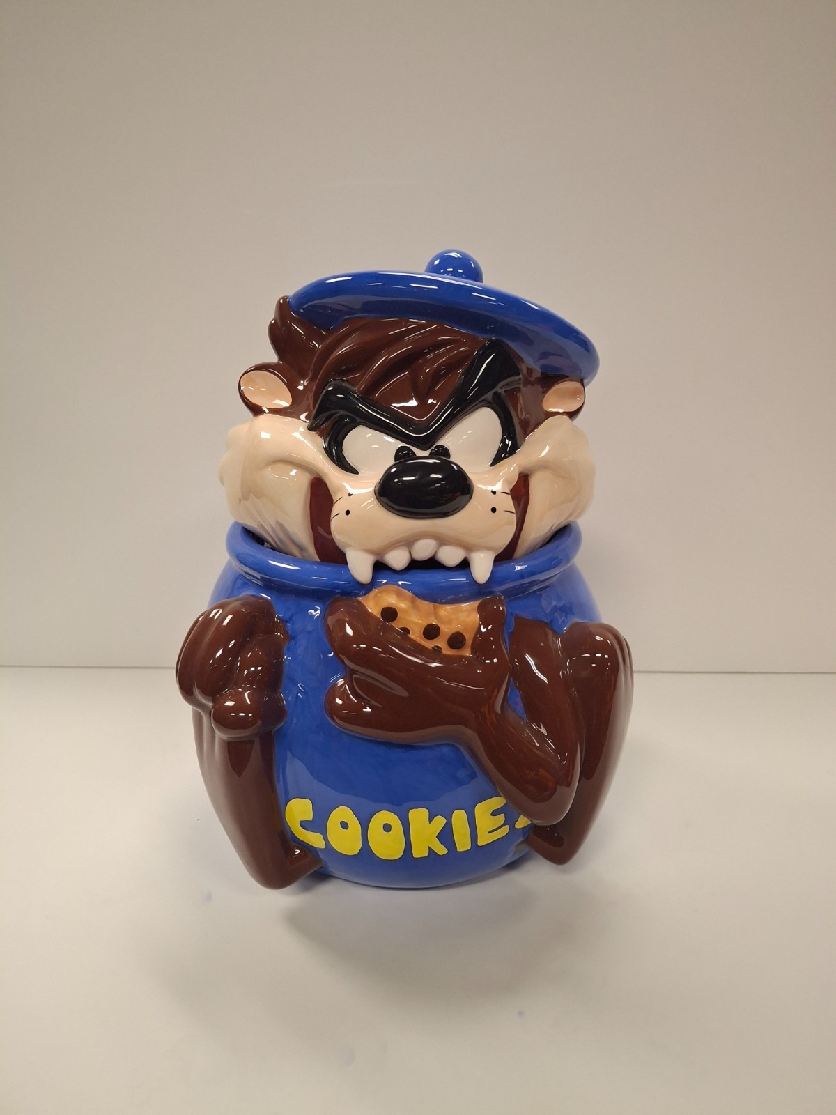 Vintage 1997 Taz Tasmanian Devil Ceramic Cookie Jar Glossy WB Never Used Vintage 1997 Taz Tasmanian Devil Ceramic Cookie Jar Glossy WB Never Used