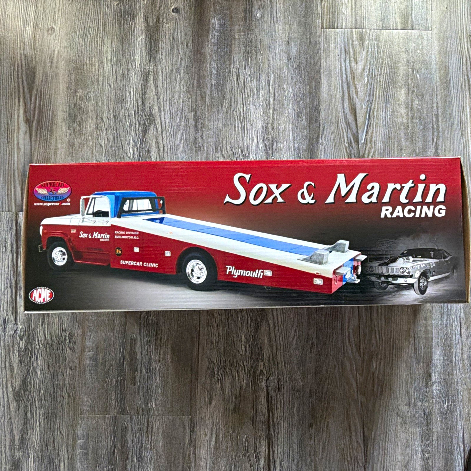 ACME Limited Edition 1:18 1970 Dodge D300 Ramp Truck Sox & Martin Diecast ACME Limited Edition 1:18 1970 Dodge D300 Ramp Truck Sox & Martin Diecast