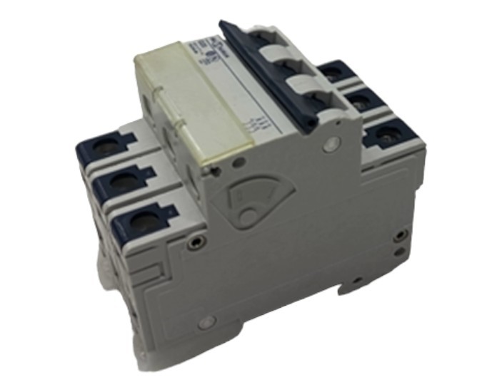 ACCURAY FRU  BREAKER  CIRCUIT  3 P 9-903-61208 NEW OEM