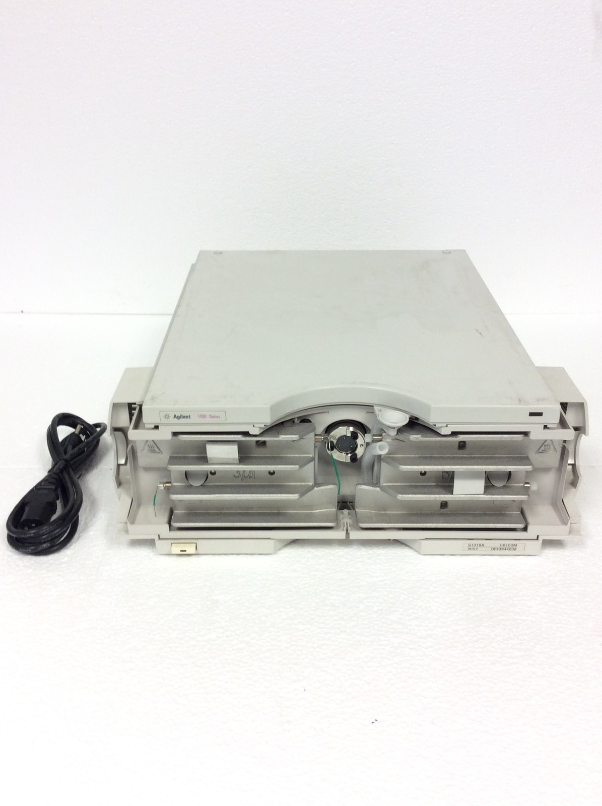 Agilent 1100 Series G1316A Colcom Thermostatted Column Compartment, 