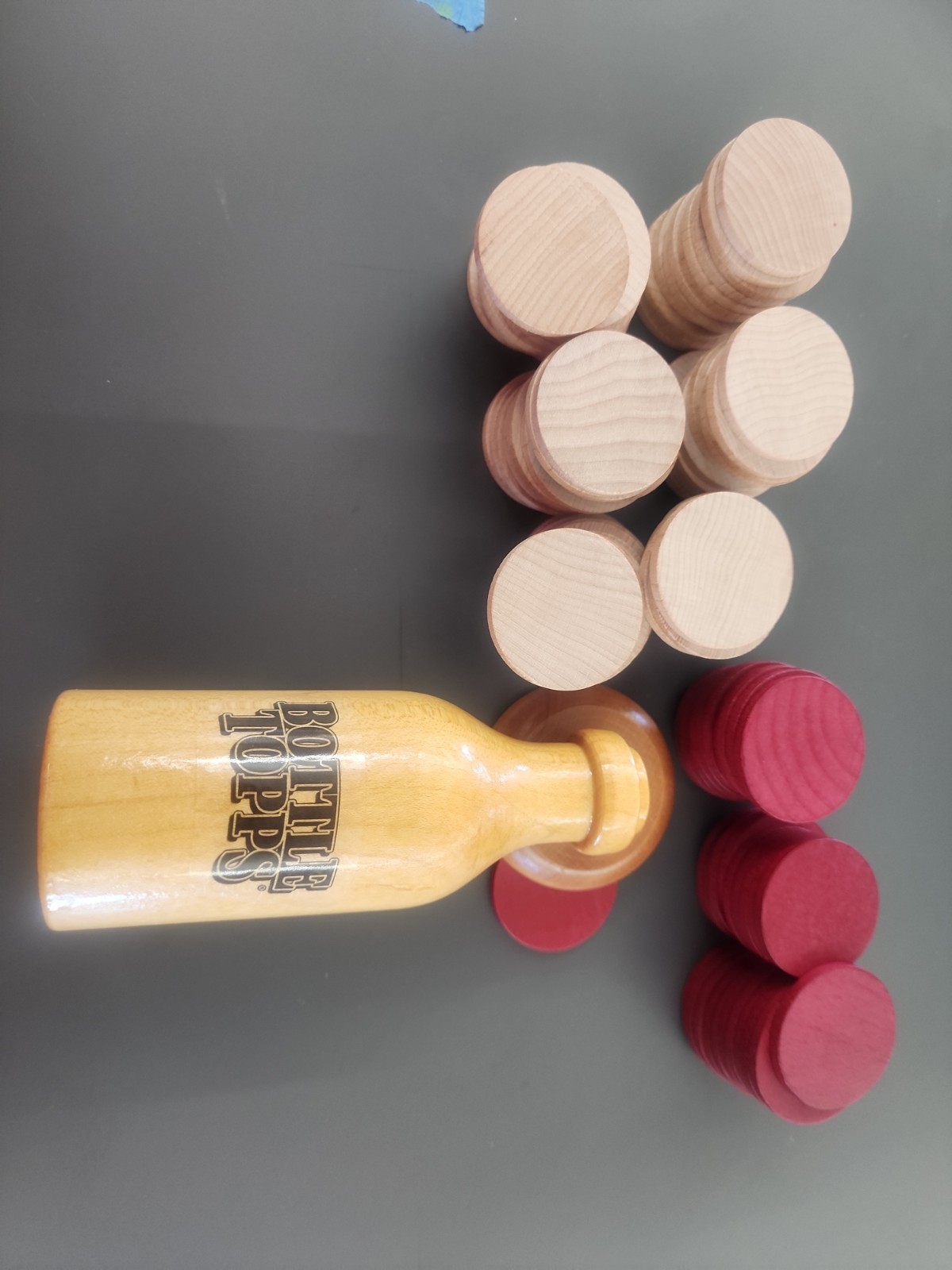 Vintage Parker Brothers Bottle Tops Game 1993 - Great Condition Vintage Parker Brothers Bottle Tops Game 1993 - Great Condition