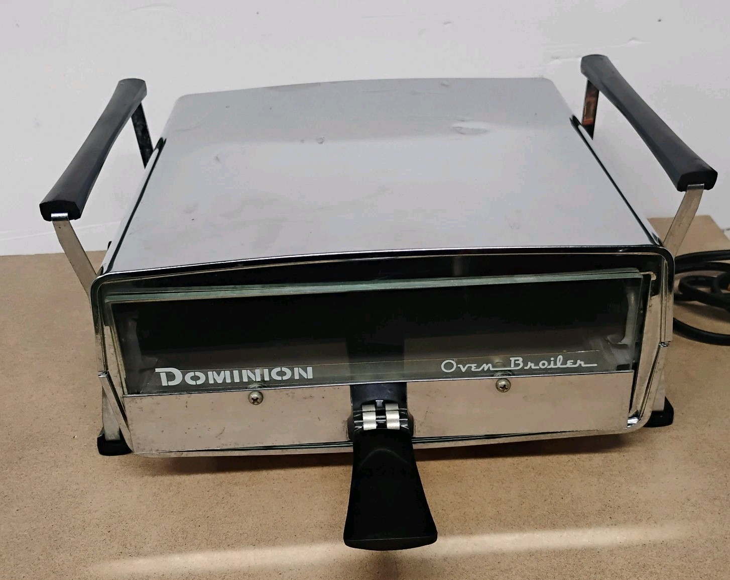 Vintage Dominion 2515 Oven Broiler Mid century Multi use Toaster Vintage Dominion 2515 Oven Broiler Mid century Multi use Toaster