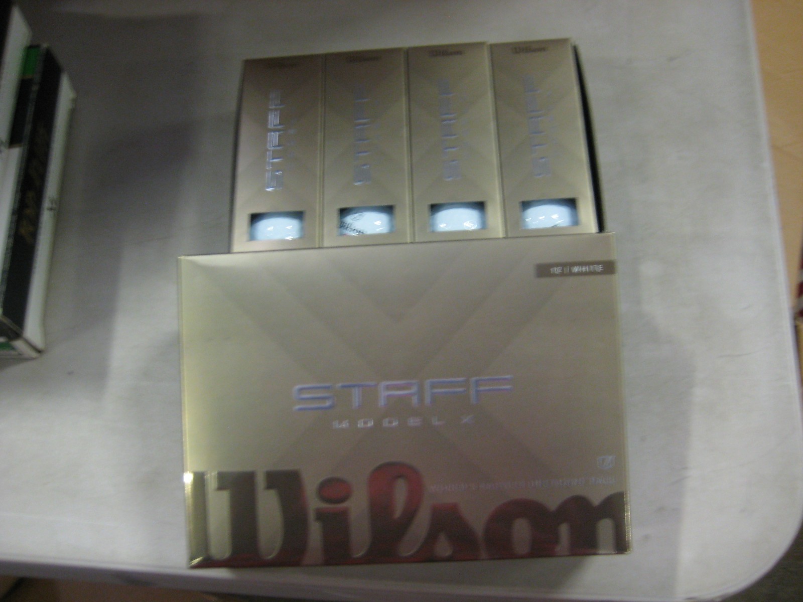 1 dz BRAND NEW 2026 Wilson Staff Model X golf balls 4 piece white 1 dz BRAND NEW 2026 Wilson Staff Model X golf balls 4 piece white