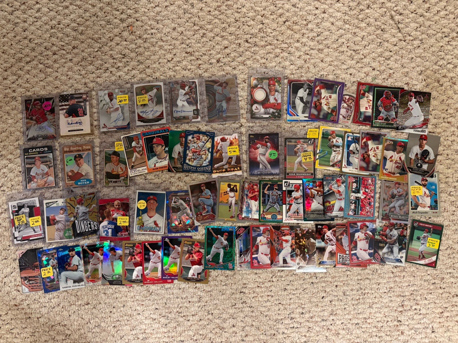 St. Louis Cardinals 900 Card Lot