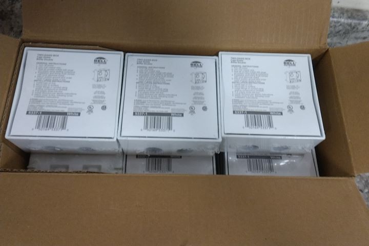 Hubbell Raco 5337-1 12 Pk 2 Gang Weatherproof Box
