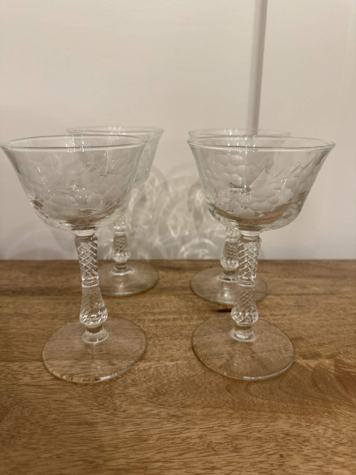 Vintage Libbey Rock Sharpe Cocktail Glasses Set Of 4/6” Vintage Libbey Rock Sharpe Cocktail Glasses Set Of 4/6”