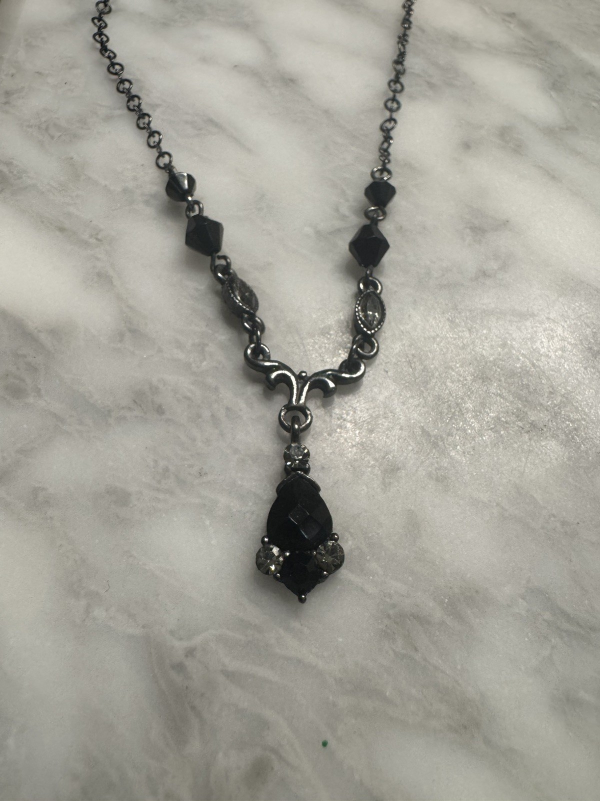 Victorian Style Y-Drop Necklace VTG 1928 Co Beaded Goth Rhinestone Collar 18