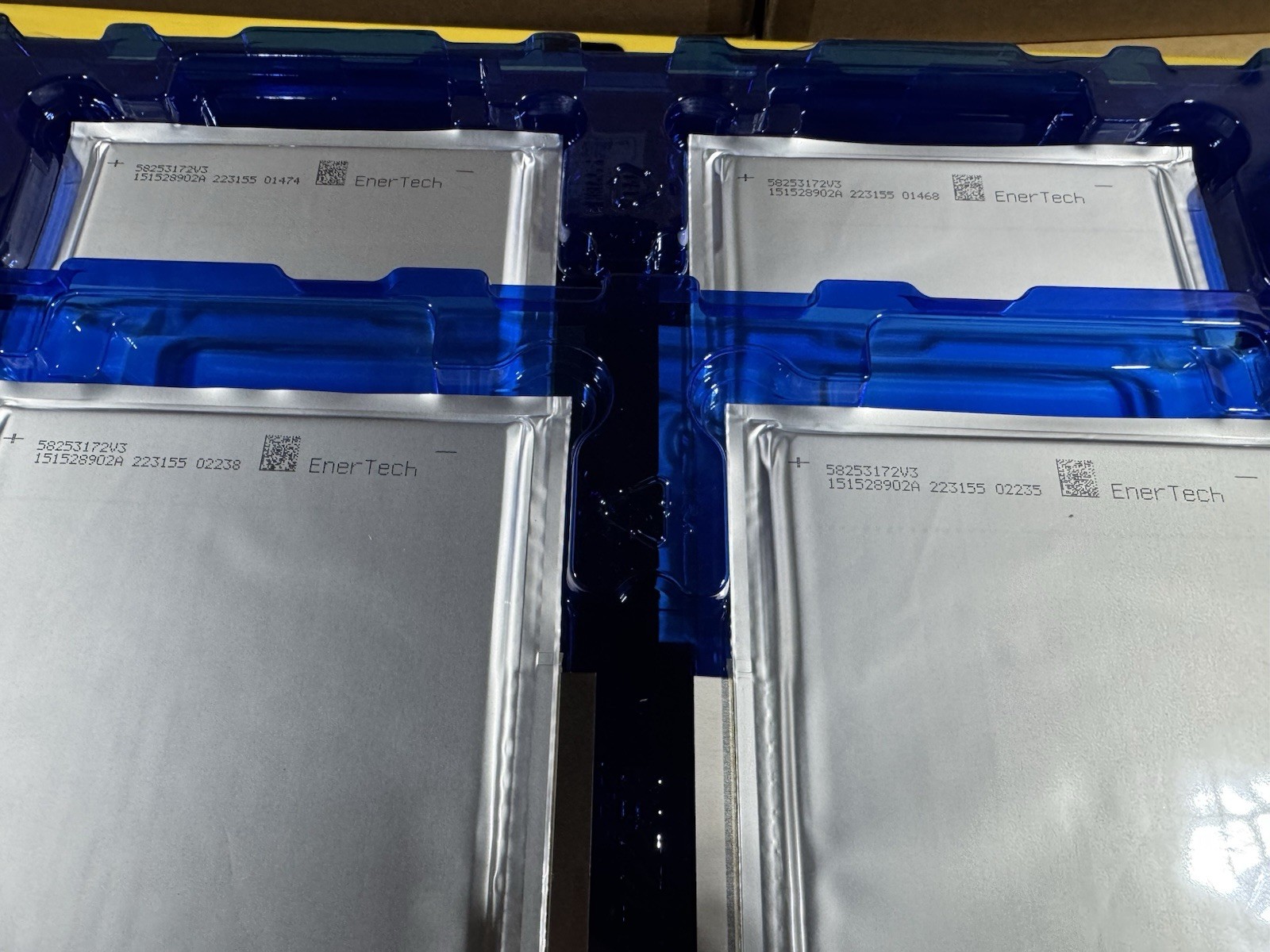 Case of (24) Enertec High Current Discharge/Charge Lithium Ion 20ah Pouch Cells Case of (24) Enertec High Current Discharge/Charge Lithium Ion 20ah Pouch Cells
