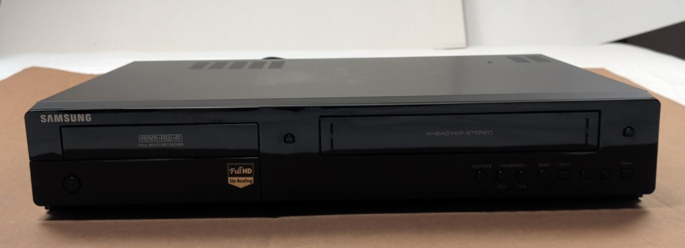 Samsung DVD-VR375 DVD/VCR Combo Recorder Black, Tested And Working No Remote Samsung DVD-VR375 DVD/VCR Combo Recorder Black, Tested And Working No Remote