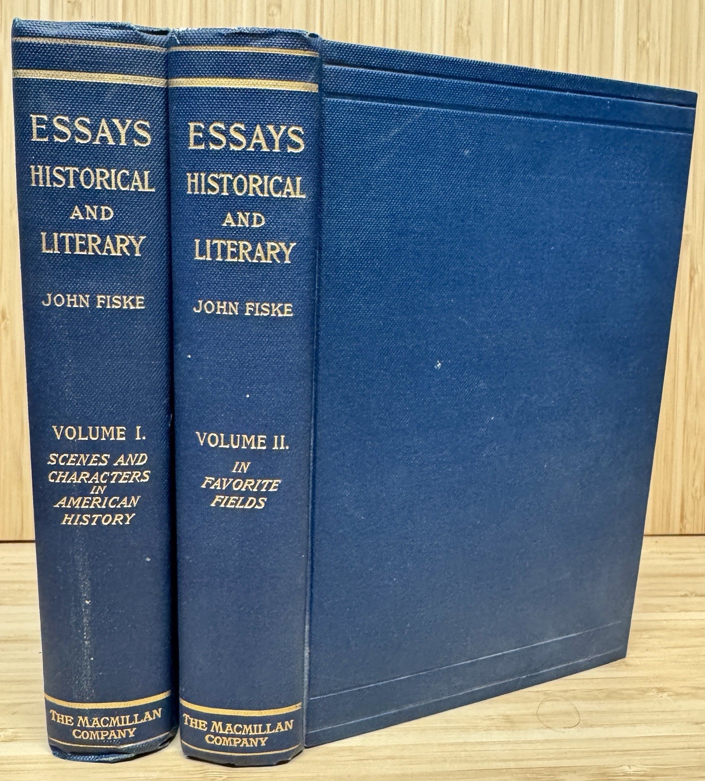 ANTIQUE 1902 2 VOL ESSAYS HISTORICAL AND LITERARY JOHN FISKE HC BOOKS ANTIQUE 1902 2 VOL ESSAYS HISTORICAL AND LITERARY JOHN FISKE HC BOOKS