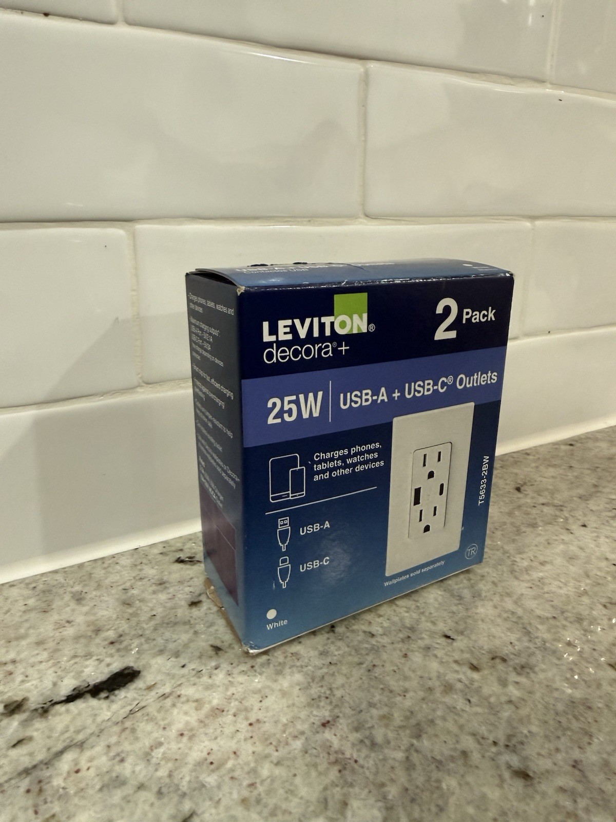 Leviton T5633-2BW 15A/120V Duplex Outlet w 25W USB-A + USB-C Color WHT-2 Pack Leviton T5633-2BW 15A/120V Duplex Outlet w 25W USB-A + USB-C Color WHT-2 Pack