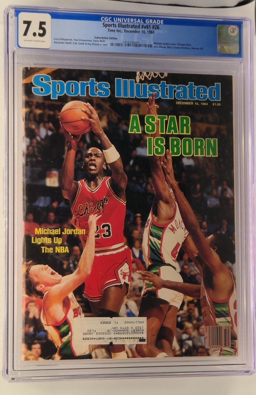 CGC 7.5 1984 December 10 Sports Illustrated A Star is Born Michael Jordan 23 CGC 7.5 1984 December 10 Sports Illustrated A Star is Born Michael Jordan 23