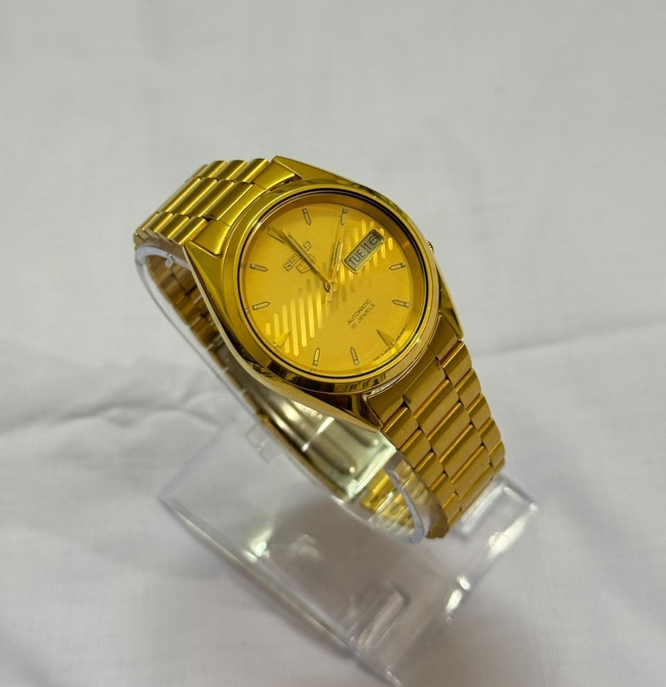 Vintage Seiko 5 Cal 7009 Automatic Golden Dial Day-Date Men’s Wrist Watch