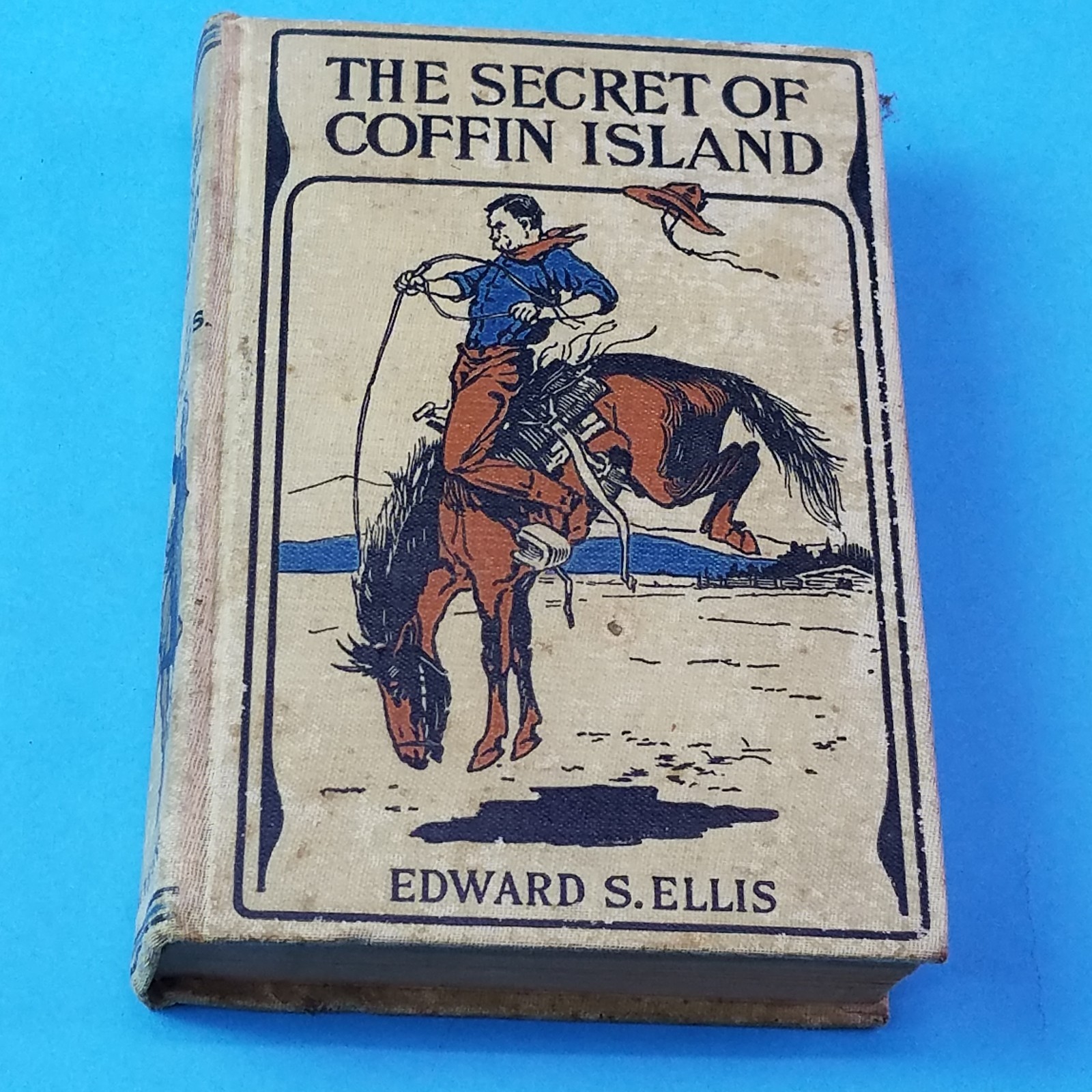 The secret of Coffin Island publisher John Winston 1897 Hardcover