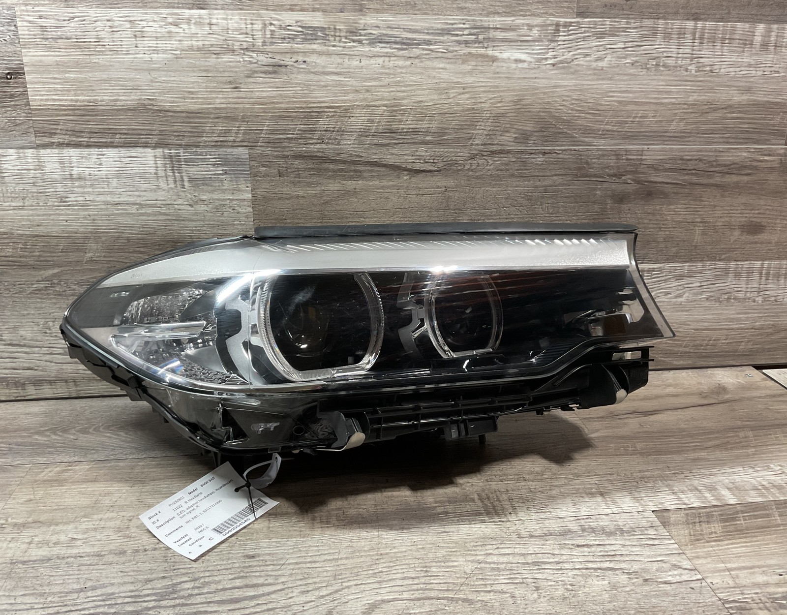 USED - 2017-2020 BMW 540I R Headlamp LED - OEM