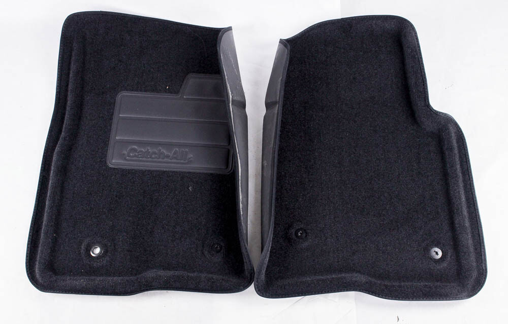 Open Box LUND Catch-All Carpeted Floor Protectors 6063700