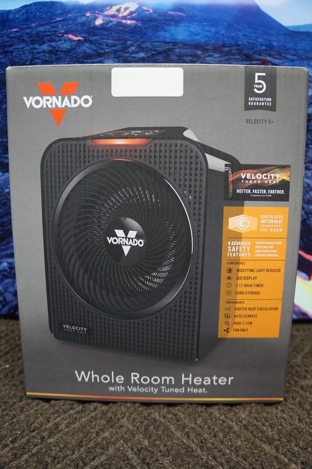 Vornado Forced Air Velocity 5 Whole Room 1500-Watt 5118 BTU Electric Heater Vornado Forced Air Velocity 5 Whole Room 1500-Watt 5118 BTU Electric Heater