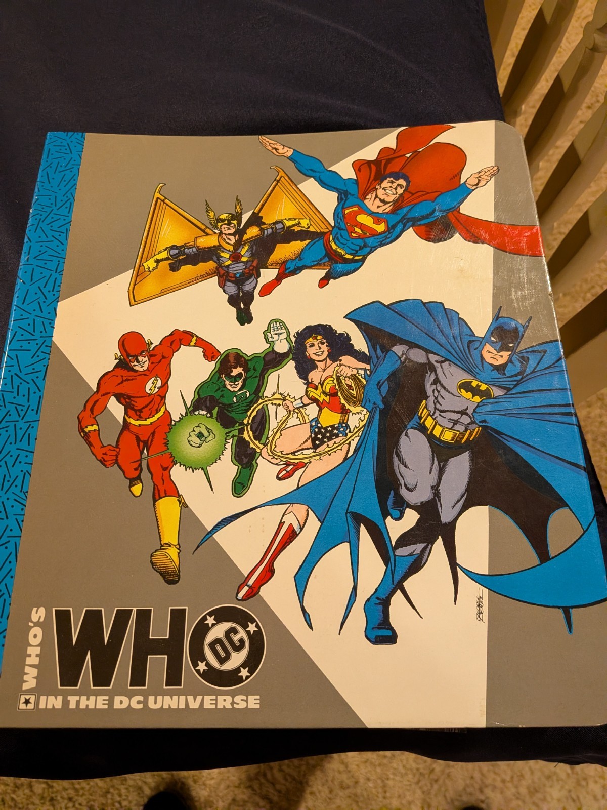 Who\'s Who In The DC Universe In Binder Vintage plus 200 pages Who\'s Who In The DC Universe In Binder Vintage plus 200 pages
