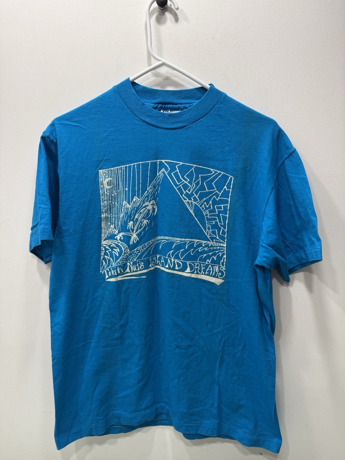 Vintage Tahiti Nui Island Dreams Tourist Vacation Tshirt ( See Pics ) Large Vintage Tahiti Nui Island Dreams Tourist Vacation Tshirt ( See Pics ) Large