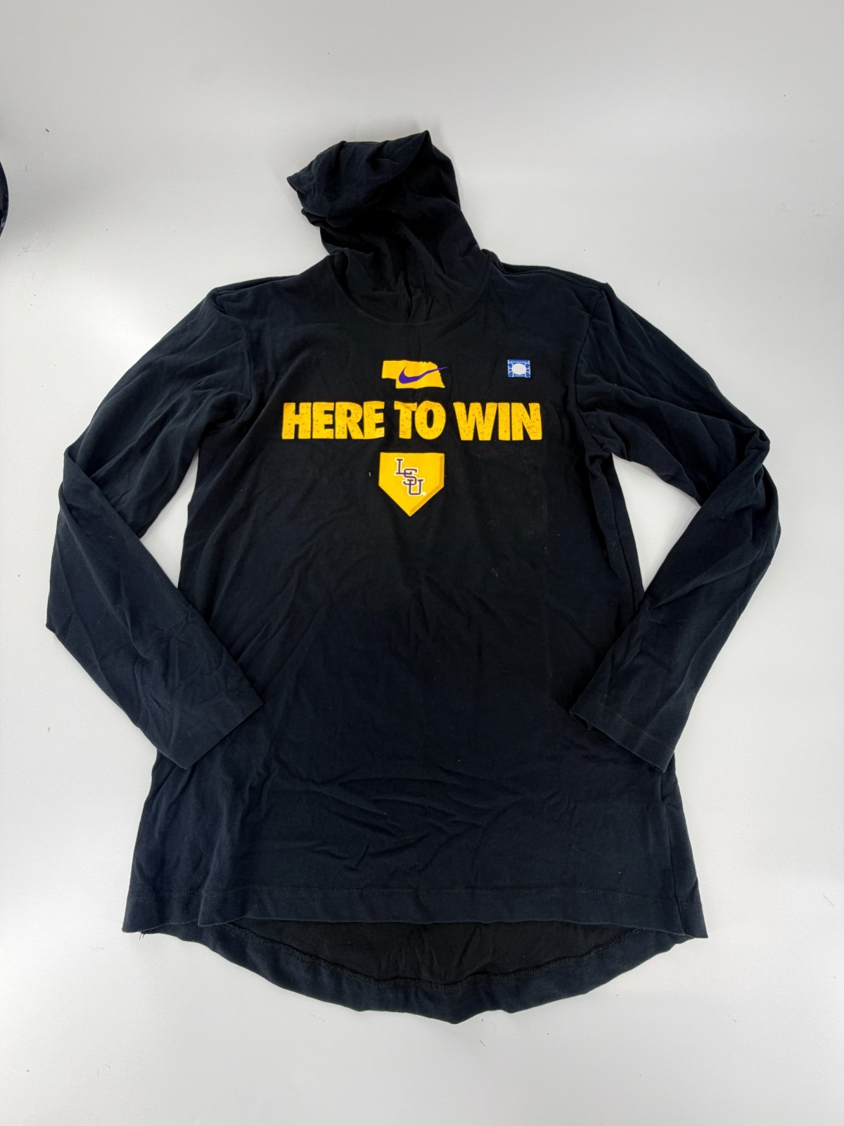 Nike LSU Tigers Baseball Dri-Fit CWS Here To Win Lightweight Hooded Shirt Sz XL