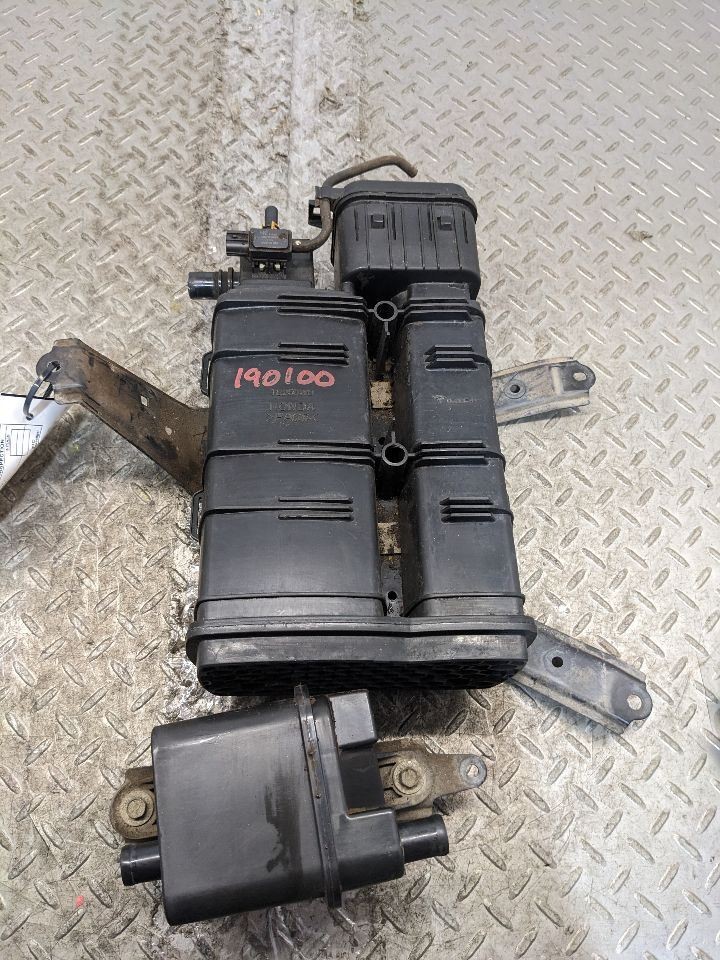 2005-2008 Honda Pilot EVAP Fuel Vapor Canister 1206373