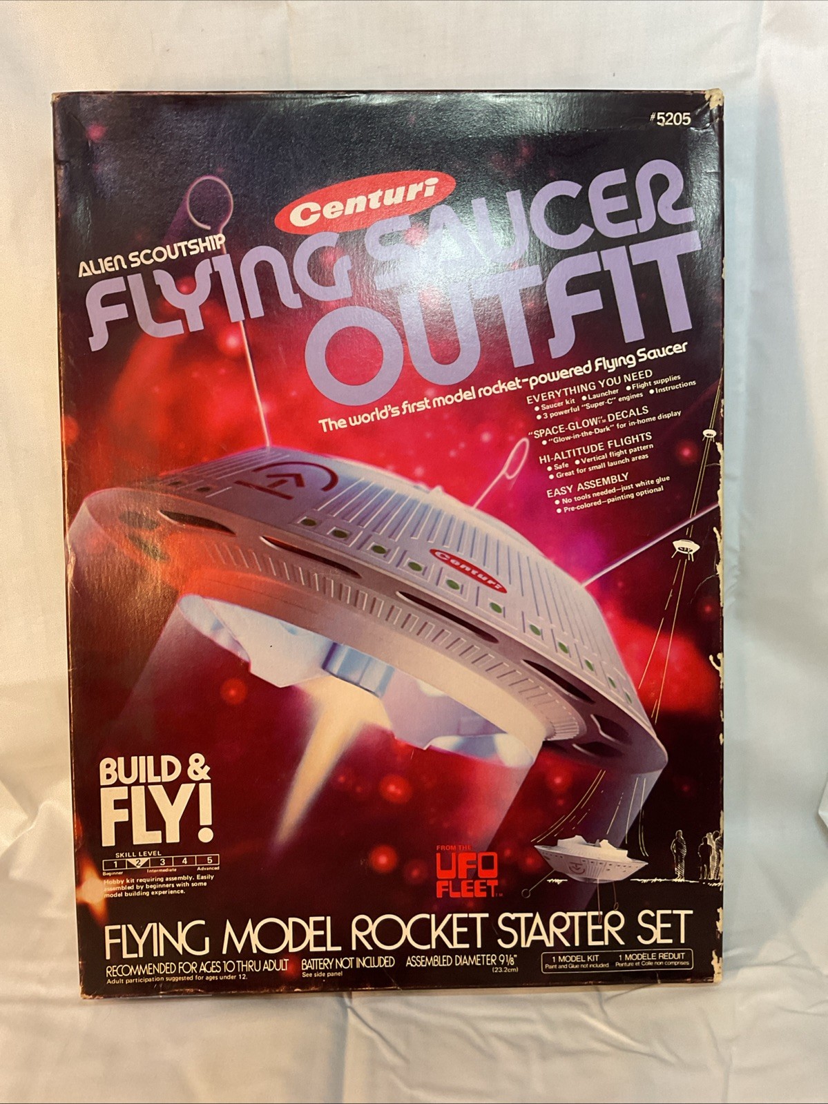 Centuri Alien Scout ship Flying Saucer Outfit Model Rocket Kit Set 5205 VTG Centuri Alien Scout ship Flying Saucer Outfit Model Rocket Kit Set 5205 VTG