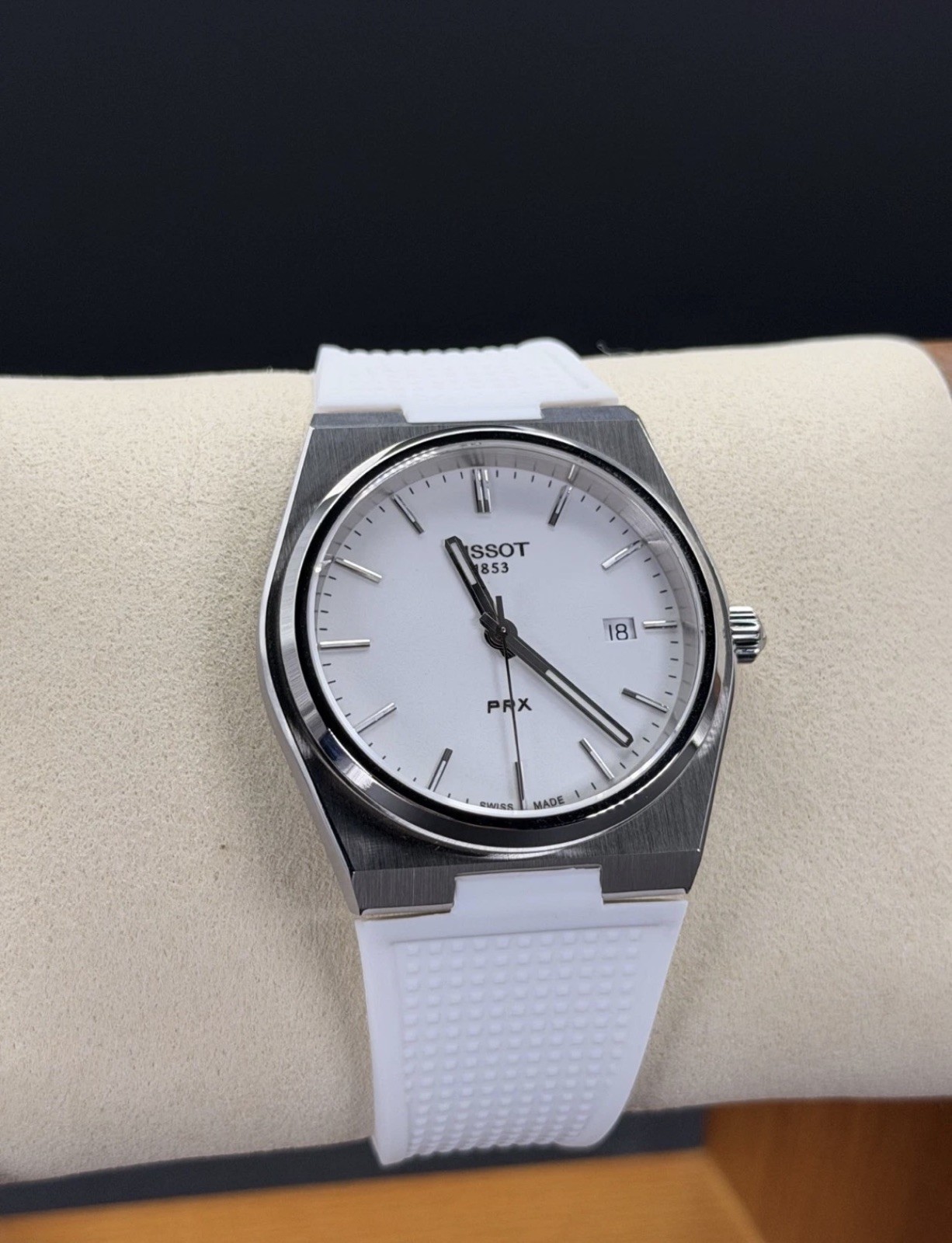 New Tissot PRX 40MM Quartz White Dial Rubber Men\'s Watch T1374101701100 New Tissot PRX 40MM Quartz White Dial Rubber Men\'s Watch T1374101701100