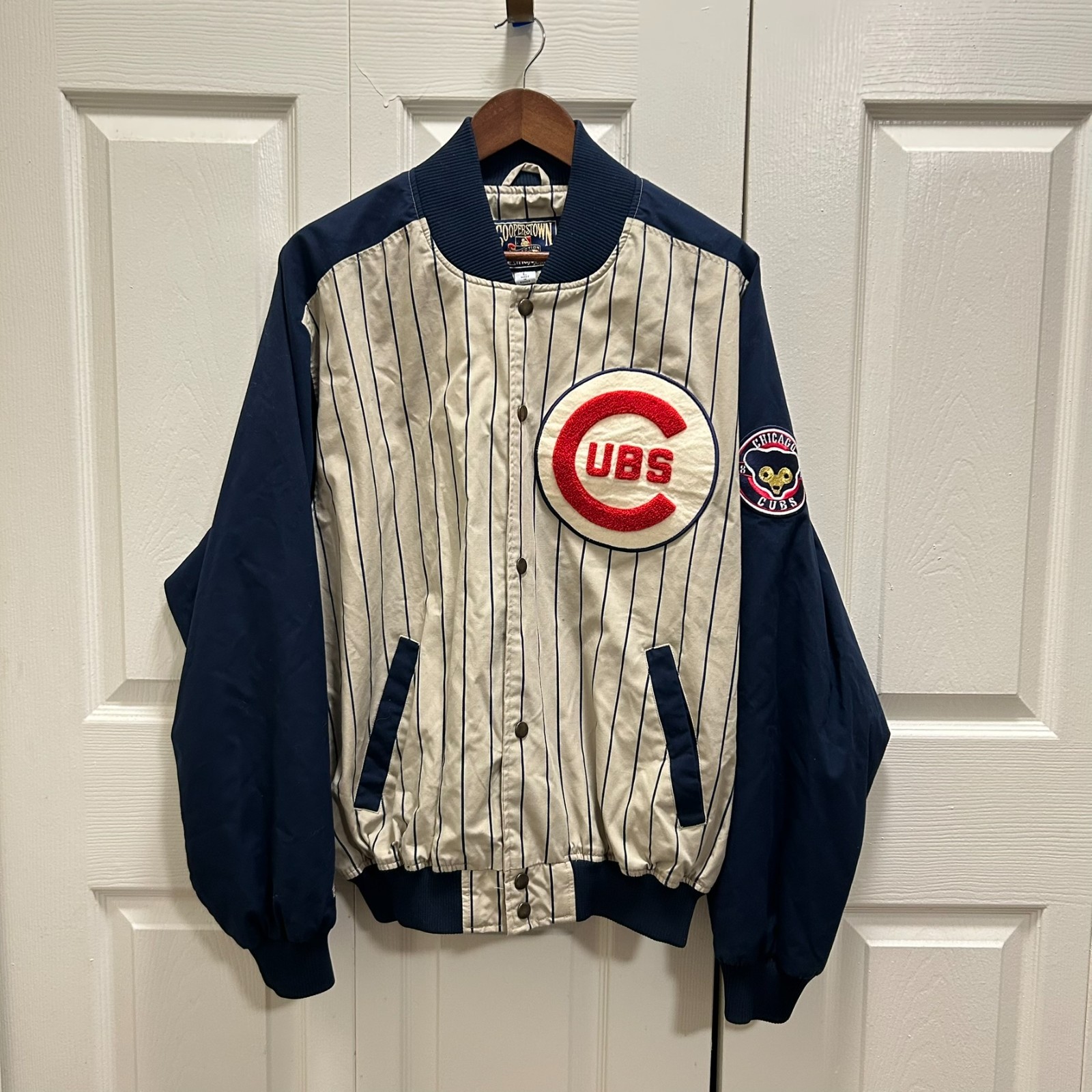 Vintage Majestic Chicago Cubs Pinstripe Jacket Cooperstown Button Up - Large Vintage Majestic Chicago Cubs Pinstripe Jacket Cooperstown Button Up - Large