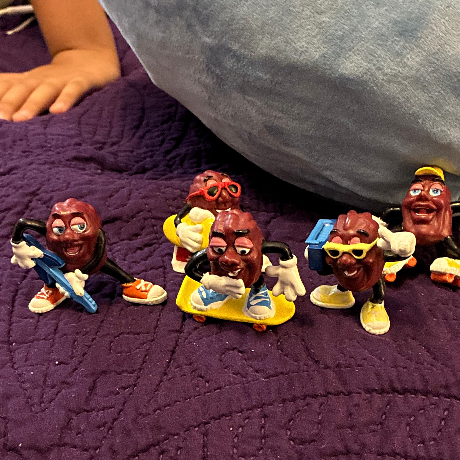 California Raisins Vintage 1988 Lot of 5 Toy Figures w/ Accessories California Raisins Vintage 1988 Lot of 5 Toy Figures w/ Accessories
