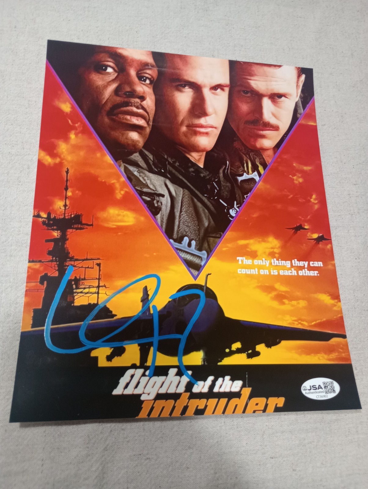 Willem Dafoe Flight of The Intruder Photo Autographed 8x10 JSA COA
