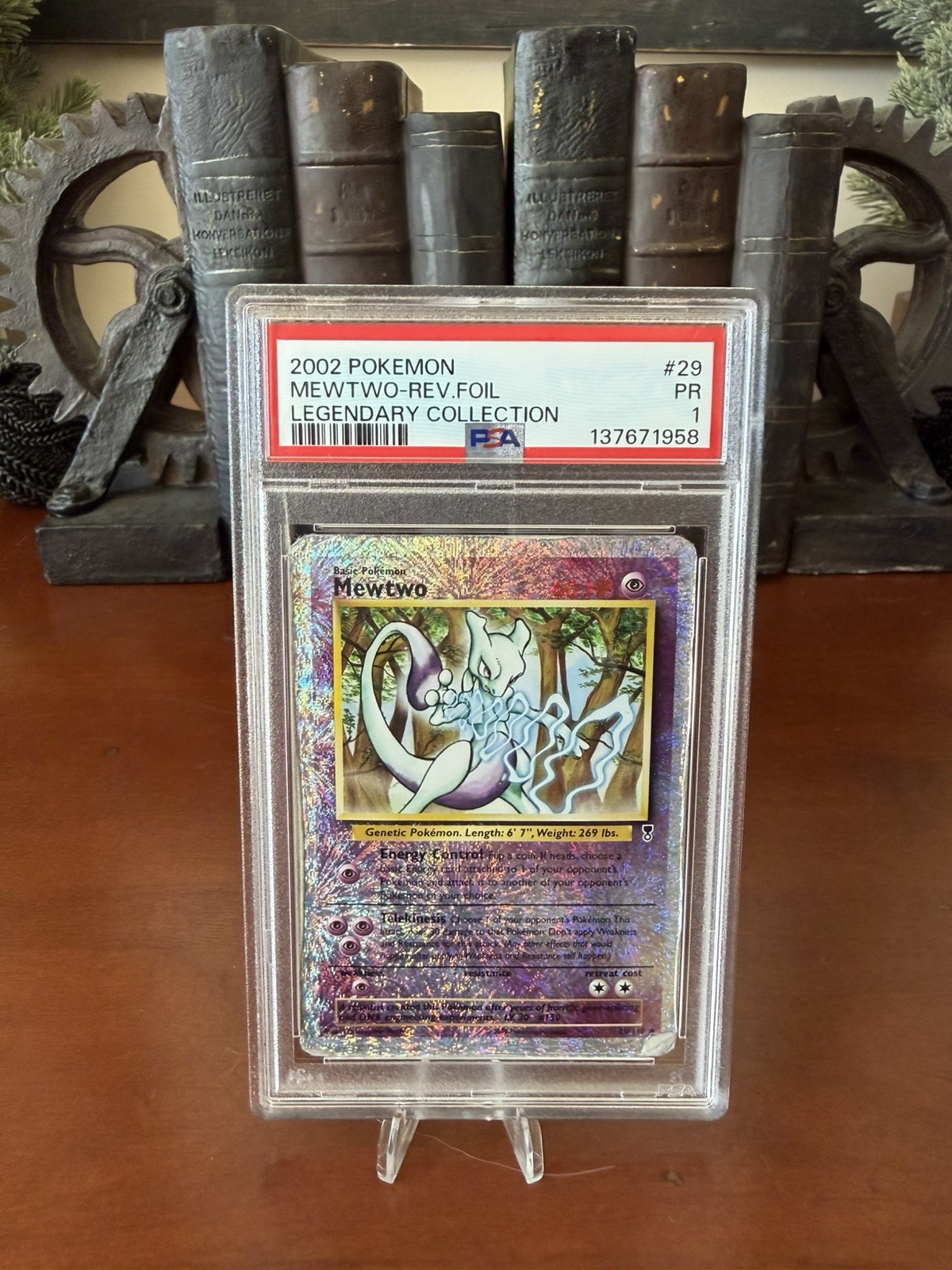 2002 Pokemon Legendary Collection Mewtwo Reverse Holo #29/110 PSA 1 2002 Pokemon Legendary Collection Mewtwo Reverse Holo #29/110 PSA 1