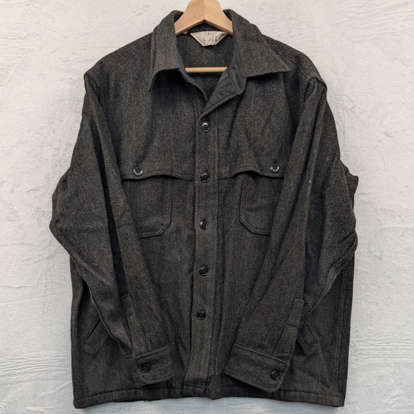VTG Woolrich Shirt Jacket Men\'s XL Gray Herringbone Wool Cape Back Workwear 70s
